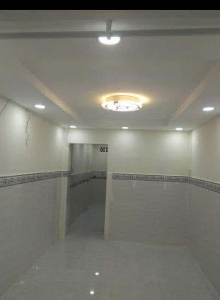 (5tr) Nhà đường 38 gần chợ Hiệp Bình, hẻm 2m, mới dọn vào ở ngay, 1 trệt 1 lầu