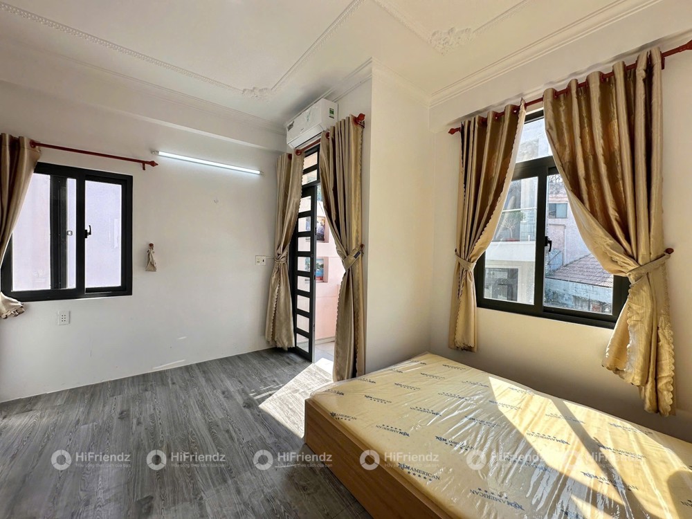 STUDIO BAN CÔNG FULL NỘI THẤT NGAY ĐH VĂN HIẾN