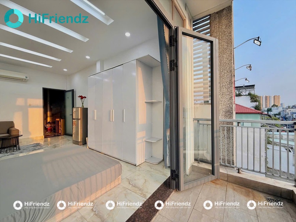 Cho thuê phòng siêu rộng có bancol full nội thất ngay ngã tư Bảy Hiền, Quận Tân Bình