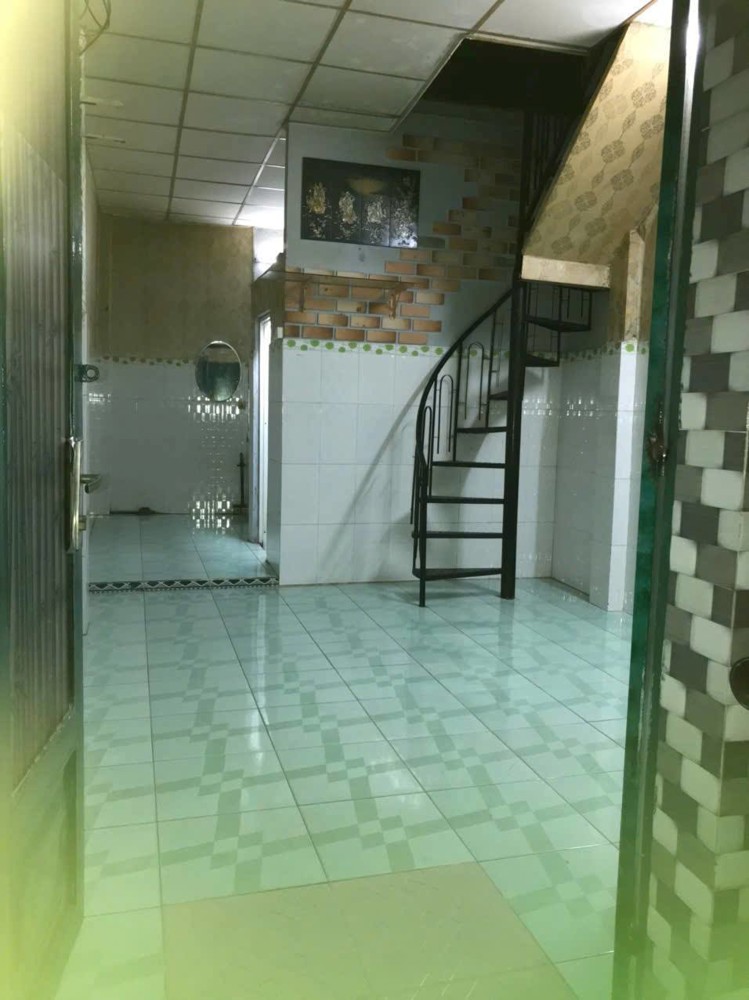 Nhà nguyên căn  Đường số 8, P. Linh Tây Thủ Đức 2PN 1WC 1 trệt 1 lầu gần chợ Thủ Đức giá 5.5tr/tháng