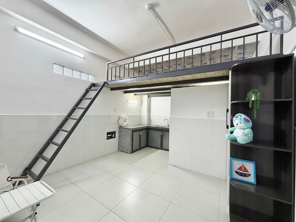 CHO THUÊ DUPLEX FULL NỘI THẤT  + CỬA SỔ – GẦN E-TOWN CỘNG HÒA ‐ ĐH VĂN HIẾN