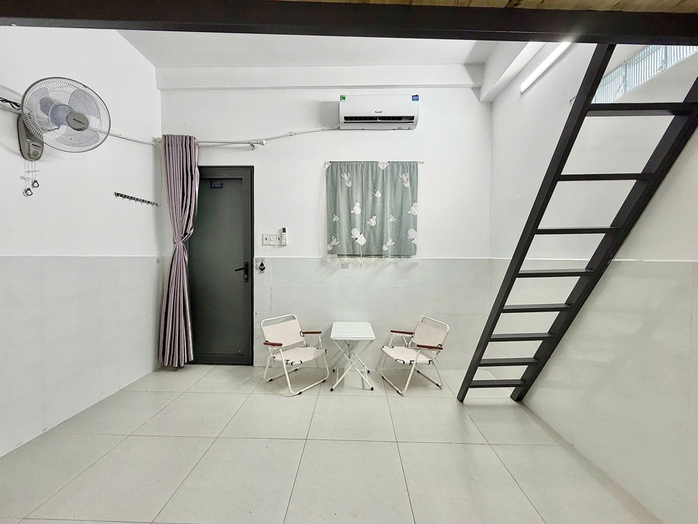 CHO THUÊ DUPLEX FULL NỘI THẤT  + CỬA SỔ – GẦN E-TOWN CỘNG HÒA ‐ ĐH VĂN HIẾN