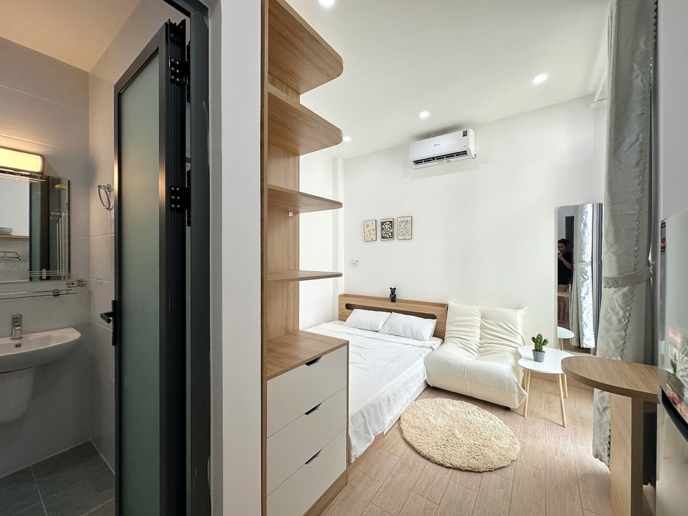 Phòng trọ chính chủ studio full nội thất bancol gần sân bay Tân Sơn Nhất, Quận Tân Bình