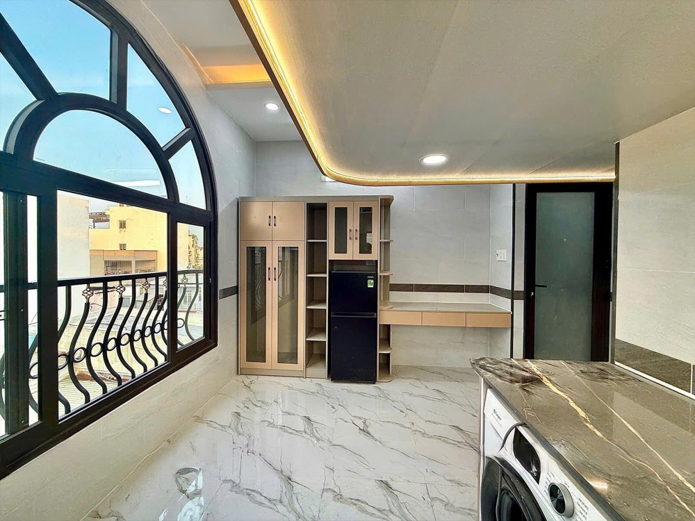 🔥CHO THUÊ DUPLEX MỚI TOANH BALCON CỬA SỔ MÁY GIẶT RIÊNG FULL NỘI THẤT GẦN SÂN BAY - HUỲNH VĂN NGHỆ