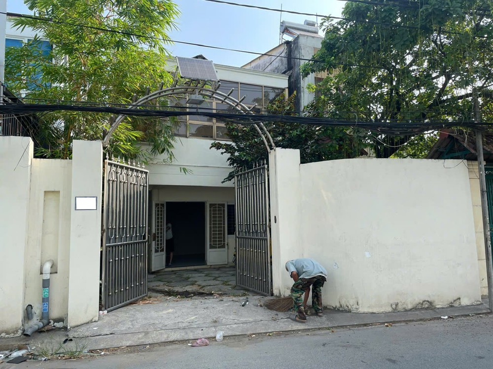 Cho thuê nhà nguyên căn đường số 26, Linh Đông – Thủ Đức, DT 180m2 gồm 2pn2wc, sân rộng
