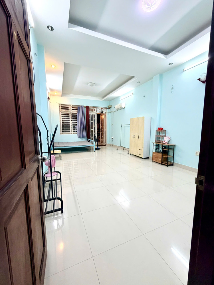 TRỌ 1PN 40m2 - BAN CÔNG - WC RIÊNG - QUẬN 2 - GIÁ 4TR