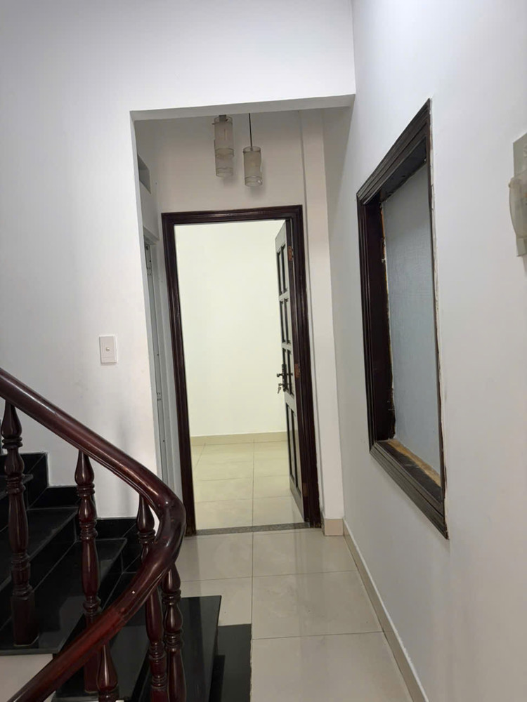 GÓC CHO THUÊ Nhà 5pn3wc Đường Võ Văn Ngân, Gần Đặng Văn Bi. Hẻm Xe tải 15tr/tháng