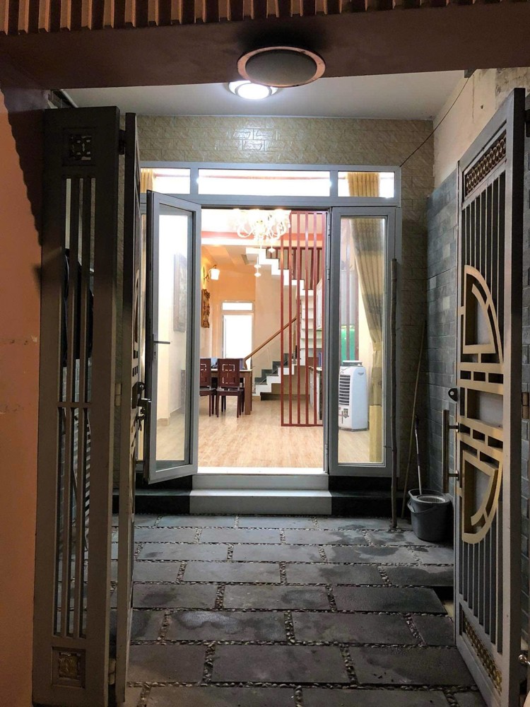 Nhà nguyên căn Đường Số 2, P. Trường Thọ, hẻm xe hơi, 2 Tầng, 3PN, 2WC, giá 11 triệu/tháng