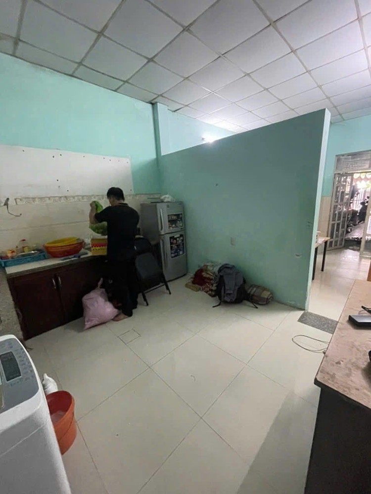 Cho thuê nhà nguyên căn hẻm xe tải đường số 2, Trường Thọ, DT 100m2 Giá 10tr/tháng