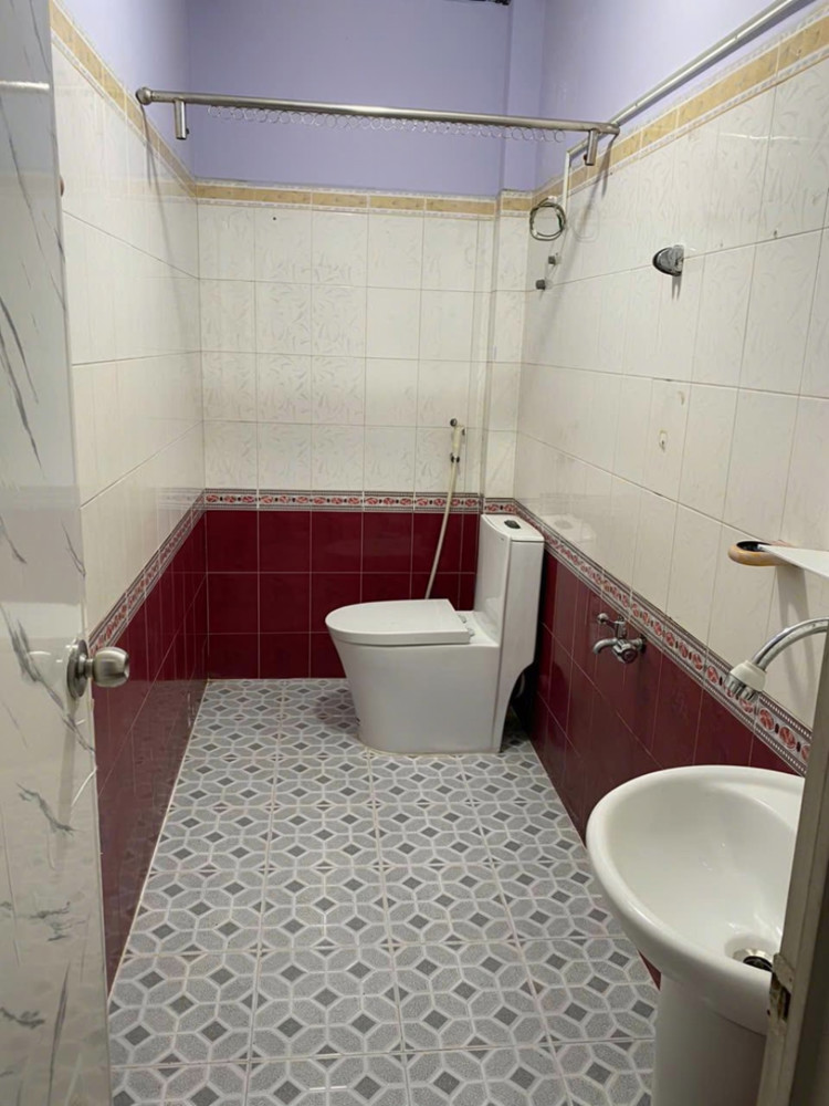 Cho thuê Nhà DT 80m² Đường Đặng Văn Bi, P. Thủ Đức – 1 trệt 1 lầu, với 2pn2wc, Hẻm 4m giá 11tr/tháng