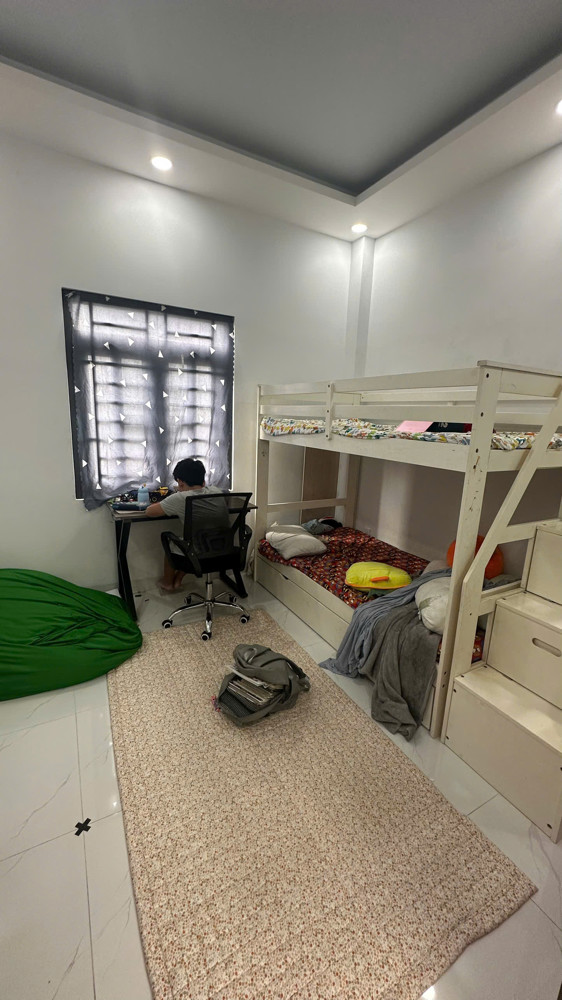Cho thuê nhà Hẻm OTO đường số 22, p. Linh Đông – 2 tầng, 2PN3WC, Giá 9tr/tháng