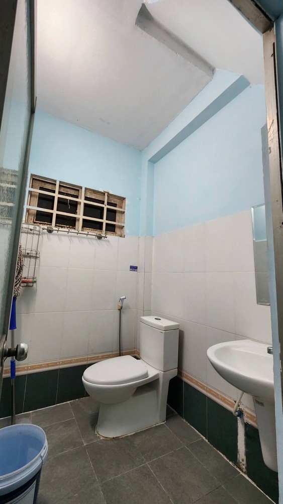 Cho Thuê Nhà Linh Đông – hẻm ô tô thông – gần Chung Cư 4S – 2pn1wc. DTSD 100m2. Giá 8tr TL