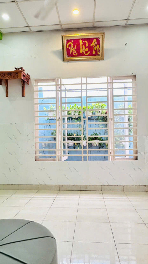 Cho Thuê Nhà mái thái mát mẻ,P. Linh Tây, gần Phạm Văn Đồng. 100m2 gồm 2PN1WC Giá thuê 8.5tr/tháng