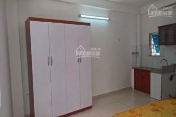 Chính chủ cho thuê căn hộ ccmn đường nguyễn ngọc vũ, cầu giấy. diện tích 22m2