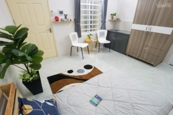 Phòng tiện nghi có bếp, máy lạnh ngay thích quảng đức, hồ văn huê, phú nhuận 25m2, 3.8tr/th