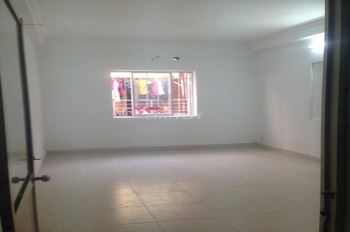 Phòng trọ 15m2 có cửa sổ, hẻm rộng đoàn văn bơ