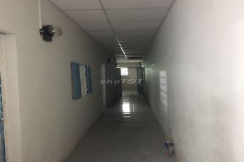 Phòng mới xây sạch sẽ thoáng mát chưa ai ở qua