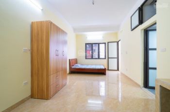 Chung cư 8 tầng cho thuê, nhà mới thiết kế hiện đại theo tiêu chuẩn, có 3 mặt thoáng