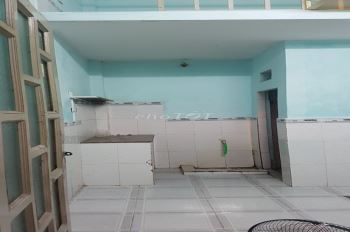 Phòng trọ 800k có gác đúc bê tông