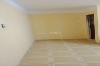 Phòng trọ bình dân mới sửa đối diện bx ngã tư ga