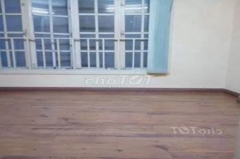 Phòng ở lâu dài trên phố hồ giám, gần văn miếu