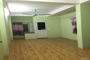 Chính chủ cho thuê phòng trọ 28m2, trung hòa, hà nội, 3.3 triệu/tháng