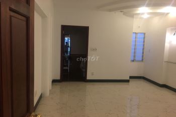 Phòng cao cấp quận tân bình 24m2