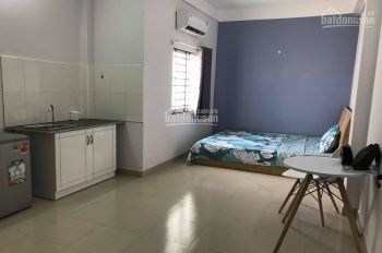 Phòng full nội thất 4.5tr/tháng ngay chợ hòa hưng, cmt8