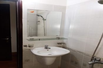 Phòng trọ đủ nội thất 22 m2 sân bay bạch đằng