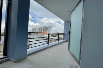 Phòng mới xây cao cấp có máy lạnh, rộng 22m2 sau lưng giga mall