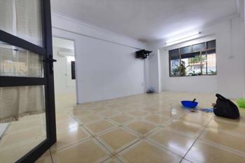 Cho Thuê Căn Hộ Tập Thể Ngọc Khánh, Ba Đình, 62M2, Nhà Đẹp 3 Mặt Thoáng, Ô Tô Đỗ