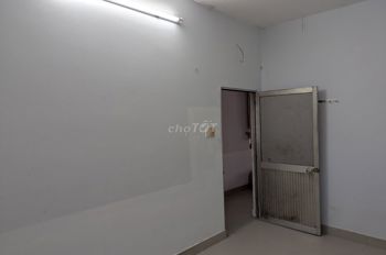 Nhà cho thuê Hẻm đường số 17 p. Linh trung, Thủ Đức. DT 66m2 trệt + lửng, có 2pn 1wc giá 6tr