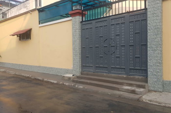 Cho thuê nhà 3pn 3wc Đường 672 P. Phước Long Giá 13tr/tháng