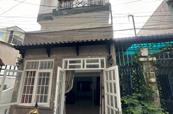 Cho thuê nhà nguyên căn đường số 10 Linh Chiểu Thủ Đức 3PN 3WC giá 10tr