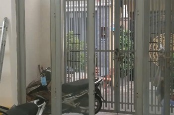 Cho thuê nhà nguyên căn Đường Số 5, P. Linh Đông – 2PN 2WC – 9tr