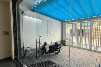 Cho thuê nhà mặt tiền Chương Dương, P.Linh Chiểu – 3 tầng – 5PN 3WC – 27tr