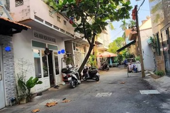 CHO THUÊ NHÀ Đường Linh Đông,  p. Linh Đông - DT 70m2 gồm 2pn2wc, Sân để được oto Giá 7.5tr/tháng