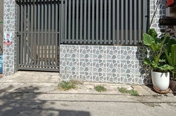 Cho Thuê Nhà 2PN-HXT Đường Số 9-Linh Tây, DT 100m2 gồm sân, 2pn3wc, sân sau - giá 11tr/tháng