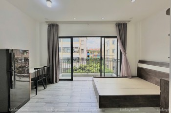 STUDIO BAN CÔNG FULL NỘI THẤT NGAY ĐH VĂN HIẾN - TÂN BÌNH