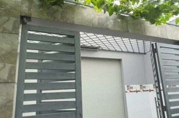 (15tr) Cho Thuê Nhà 3 Tầng  – 3PN 3WC – sân đậu ô tô – ĐS 24 P.  Linh Đông, Sân Đậu oto