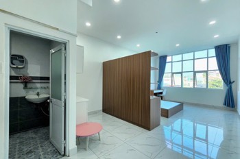 CHO THUÊ PHÒNG STUDIO VIEW KÍNH CỬA SỔ TRỜI FULL NỘI THẤT RỘNG KHU VỰC TÂN PHÚ