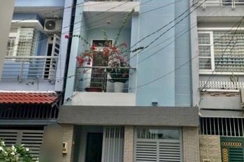Cho thuê nhà phố hẻm xe ô tô ra vào thoải mái,