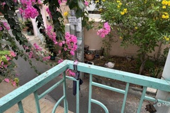 Cho thuê nhà nguyên căn gần Vincom Thủ Đức, SD 48m2 gồm 1PN 1WC, ở ngay, 3.5tr/tháng