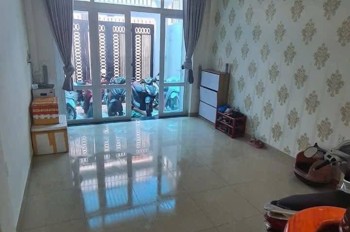 Cho thuê Nhà Nguyên  căn nhà HXH đường 11 p. trường thọ - 3 tầng có 4pn3wc, sân để xe giá 13tr