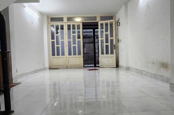 Cho thuê nhà NGUYÊN CĂN đường xe tải gần Phạm Văn Đồng chỉ 8tr/tháng - 2pn 2wc